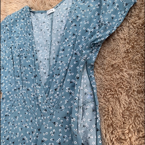 GARAGE Floral Romper - Picture 6 of 7